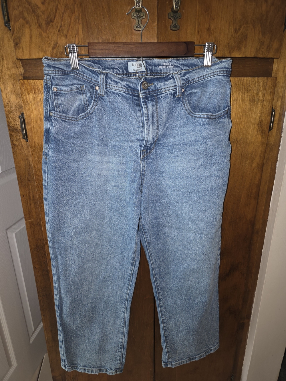 Kensie Light Blue Relaxed Women’s Jeans
